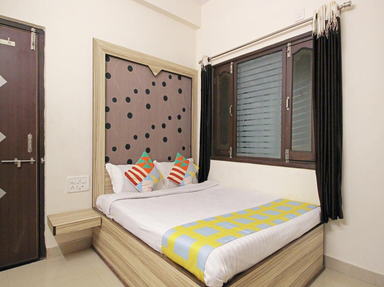 Elegant 1Br Stay In Mount Abu Central 외부 사진