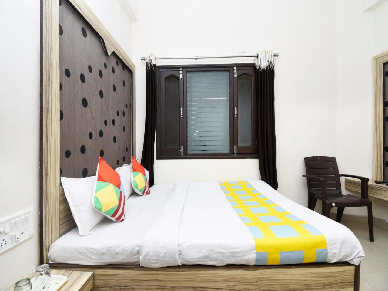 Elegant 1Br Stay In Mount Abu Central 외부 사진