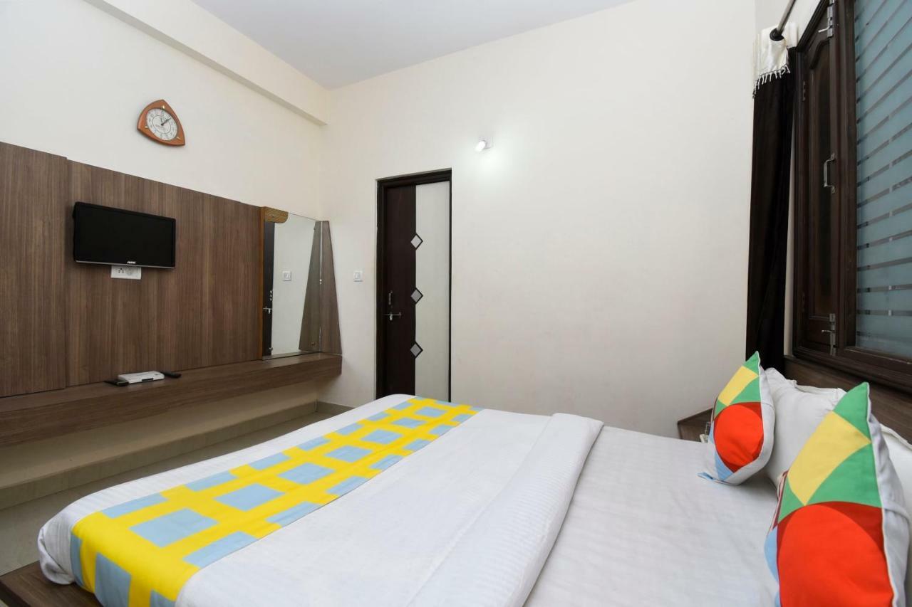 Elegant 1Br Stay In Mount Abu Central 외부 사진